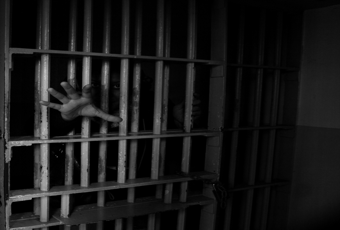 تسجيل ما لايقل عن  745حالة اعتقال تعسفي في آب 2014
