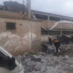 دمار في مدجنة تأوي نازحين في قرية معردبسة بريف إدلب جراء القصف الروسي 18 1 2018